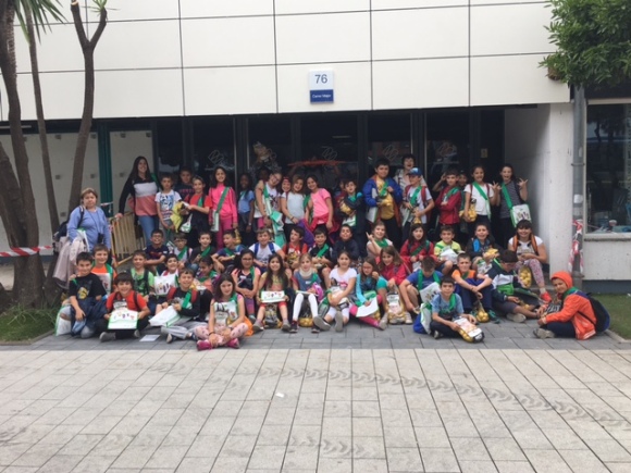 Escola Els Pins (Cornellà del Llobregat)