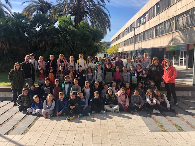 ESCOLA LES CORTS (BARCELONA)